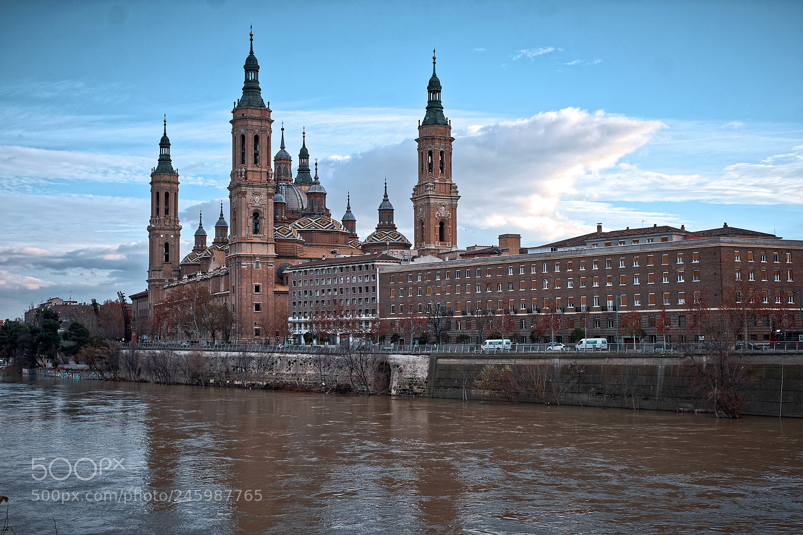 Fujifilm X-T2 sample photo. Evening in zaragoza photography