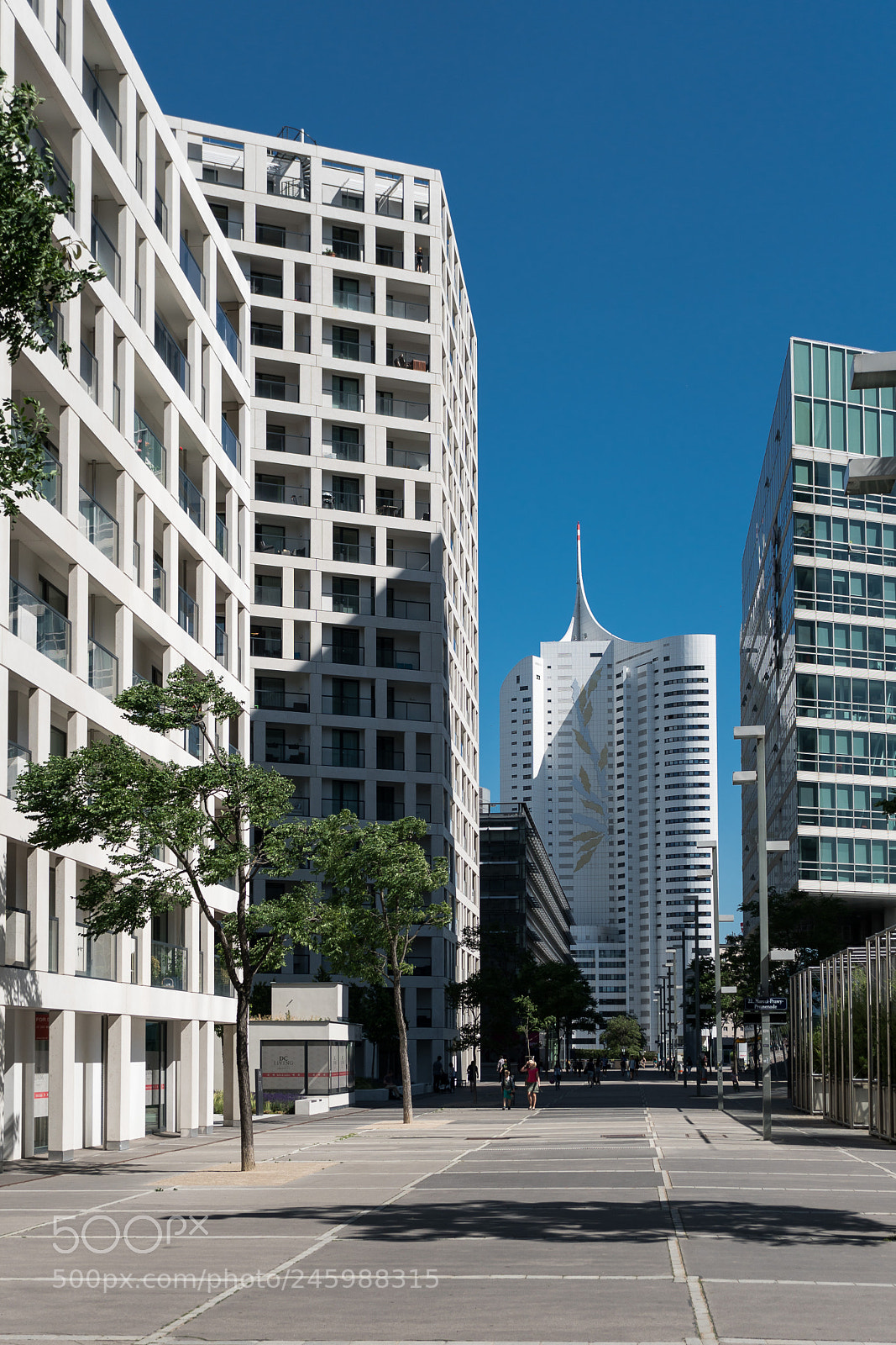 Sony a6300 sample photo. Modern architecture ix photography