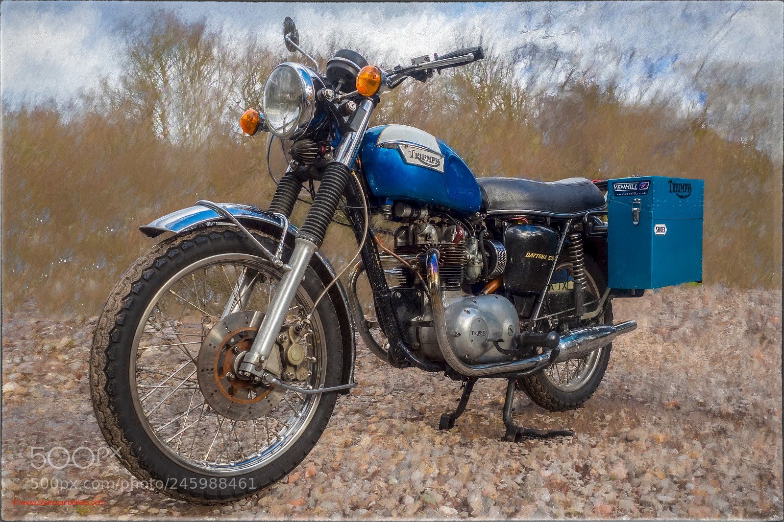 Olympus OM-D E-M1 Mark II sample photo. 1973 triumph daytona 500cc photography