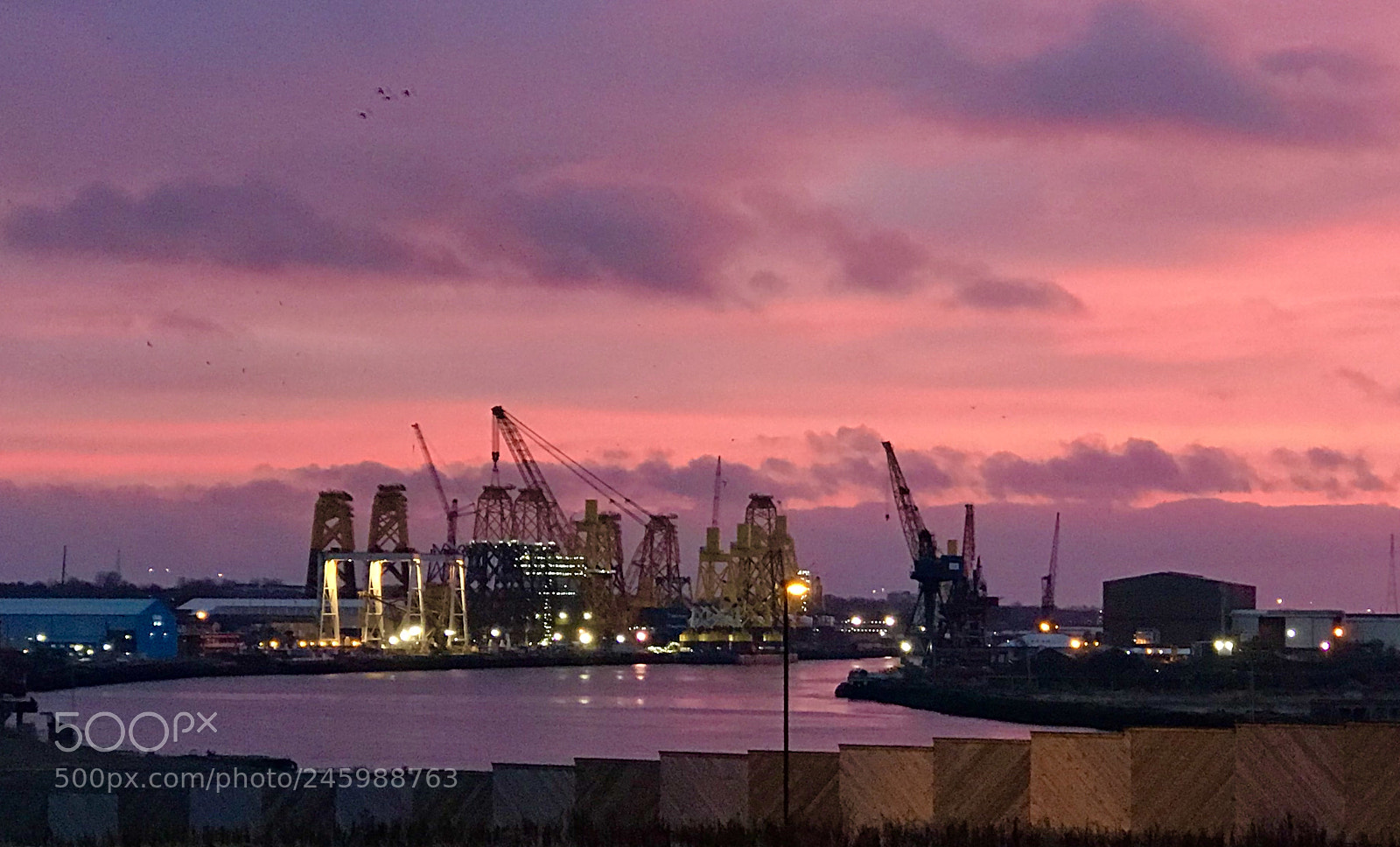 Apple iPhone 7 Plus sample photo. Busy tyne photography