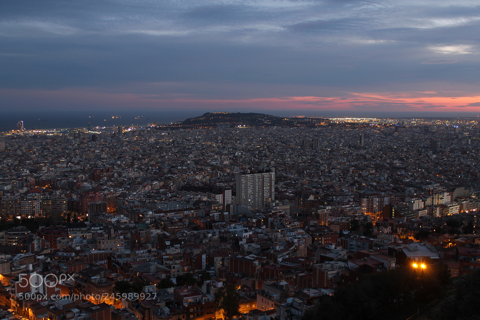 Canon EF-S 18-55mm F3.5-5.6 III sample photo. Barcelona sunset photography