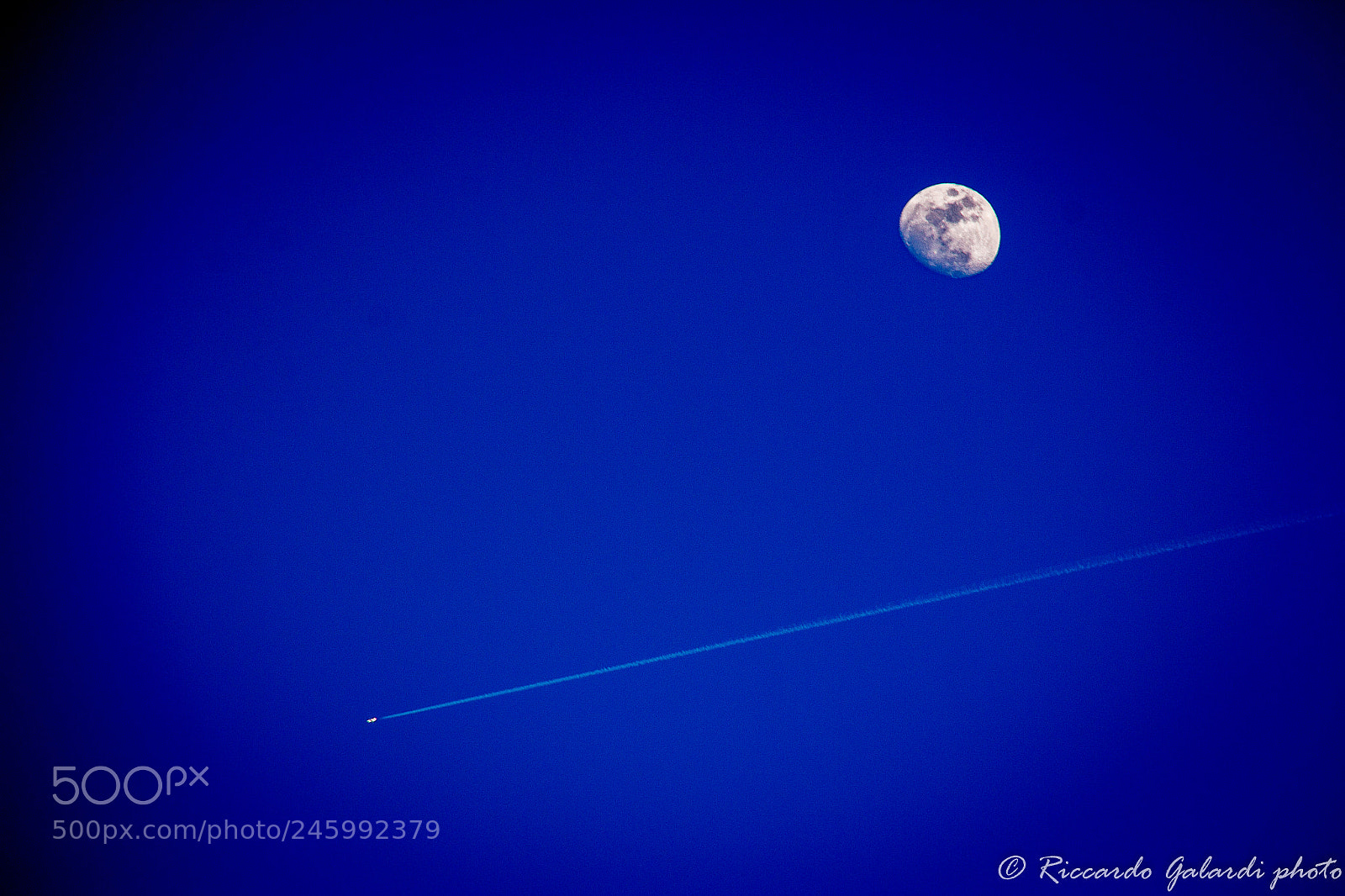 Canon EOS 60D sample photo. Fly to the moon photography