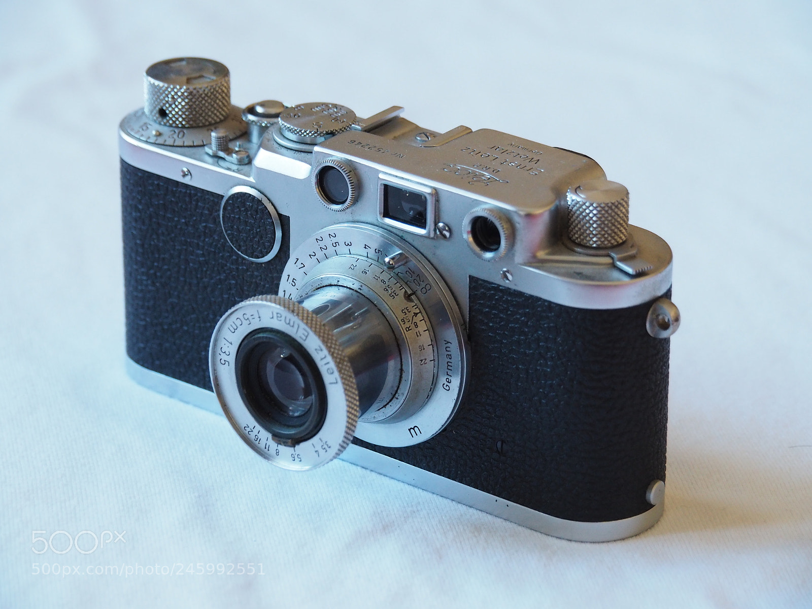 Olympus OM-D E-M5 II sample photo. Camera leica vintage photography