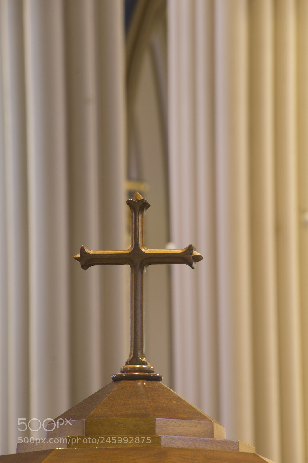 Canon EOS 1200D (EOS Rebel T5 / EOS Kiss X70 / EOS Hi) sample photo. Wooden cross and white photography