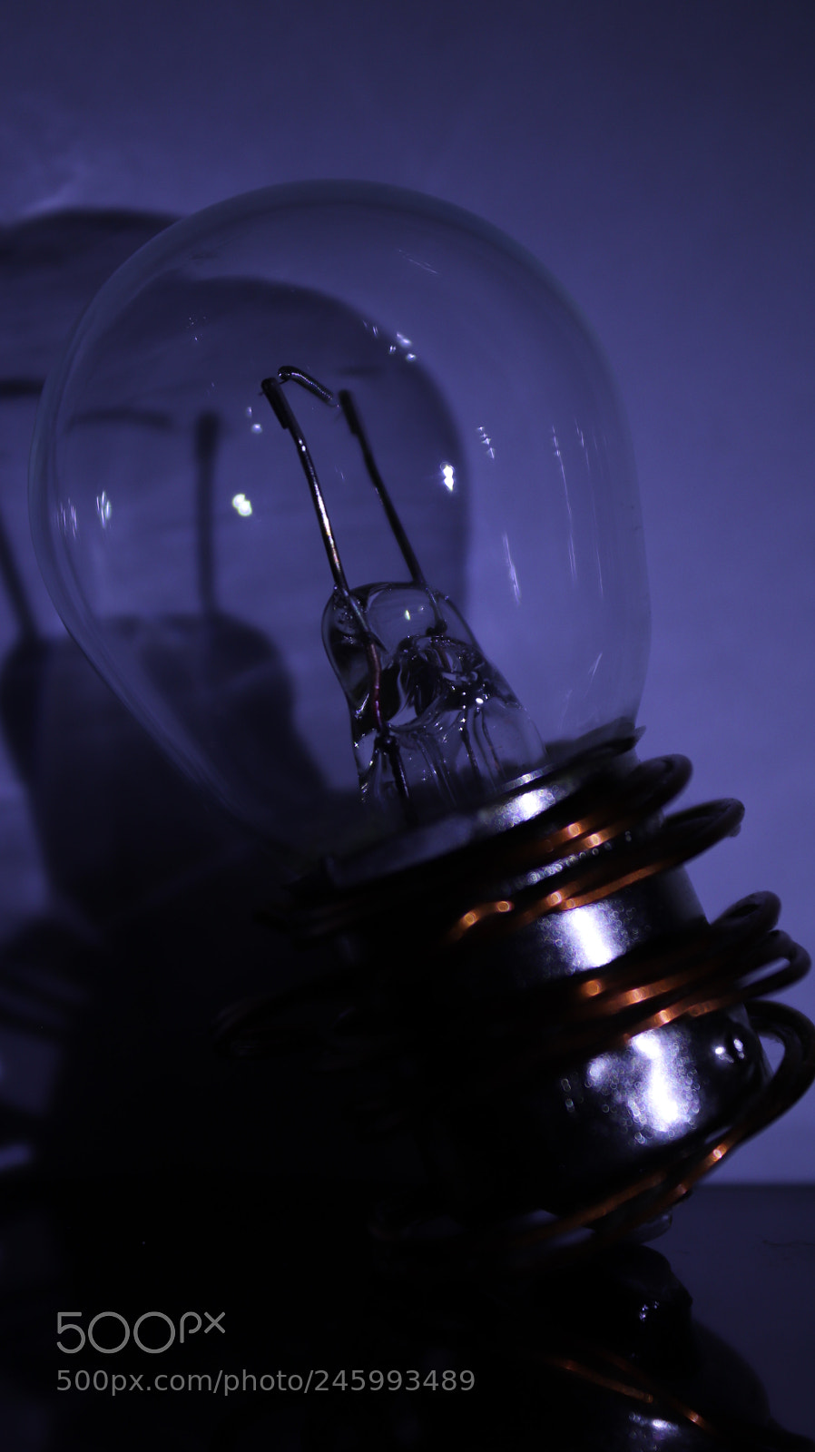 Canon EOS 200D (EOS Rebel SL2 / EOS Kiss X9) sample photo. Lamp photography