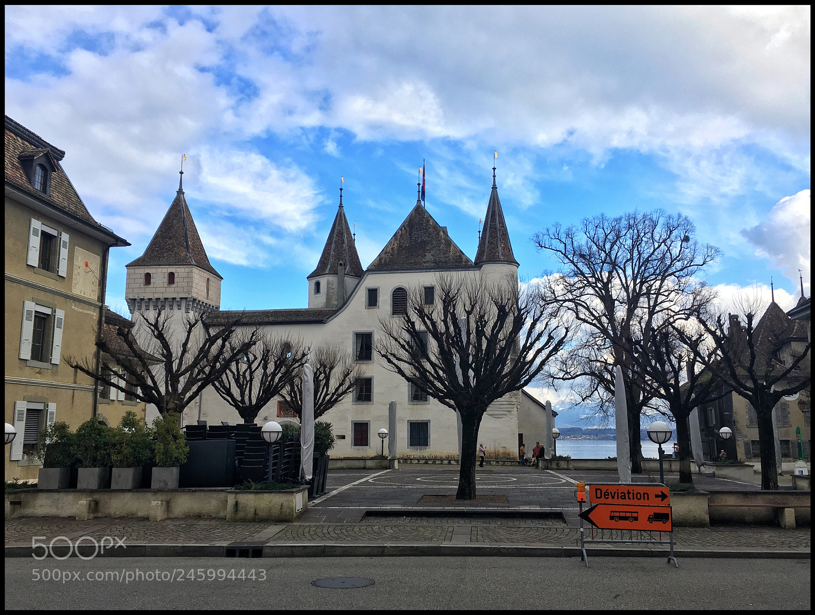 Apple iPhone SE sample photo. Ch teau de nyon photography