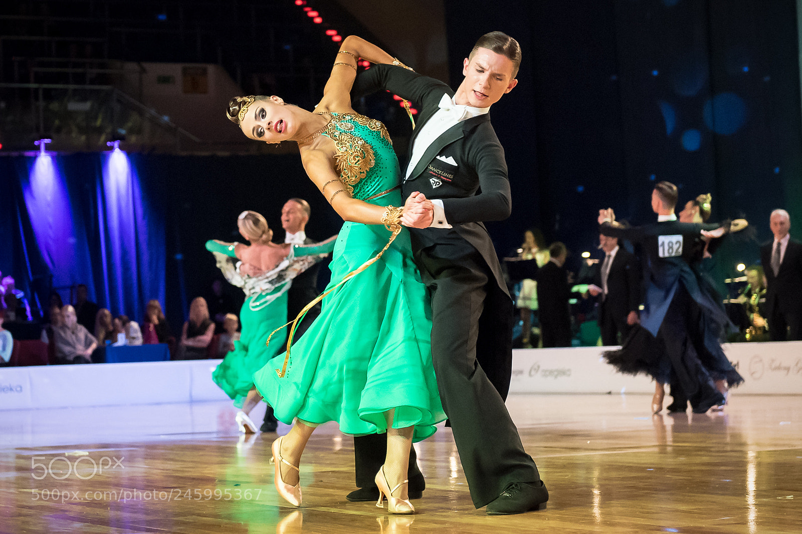 Nikon D5 sample photo. Dancers dancing standard dance photography