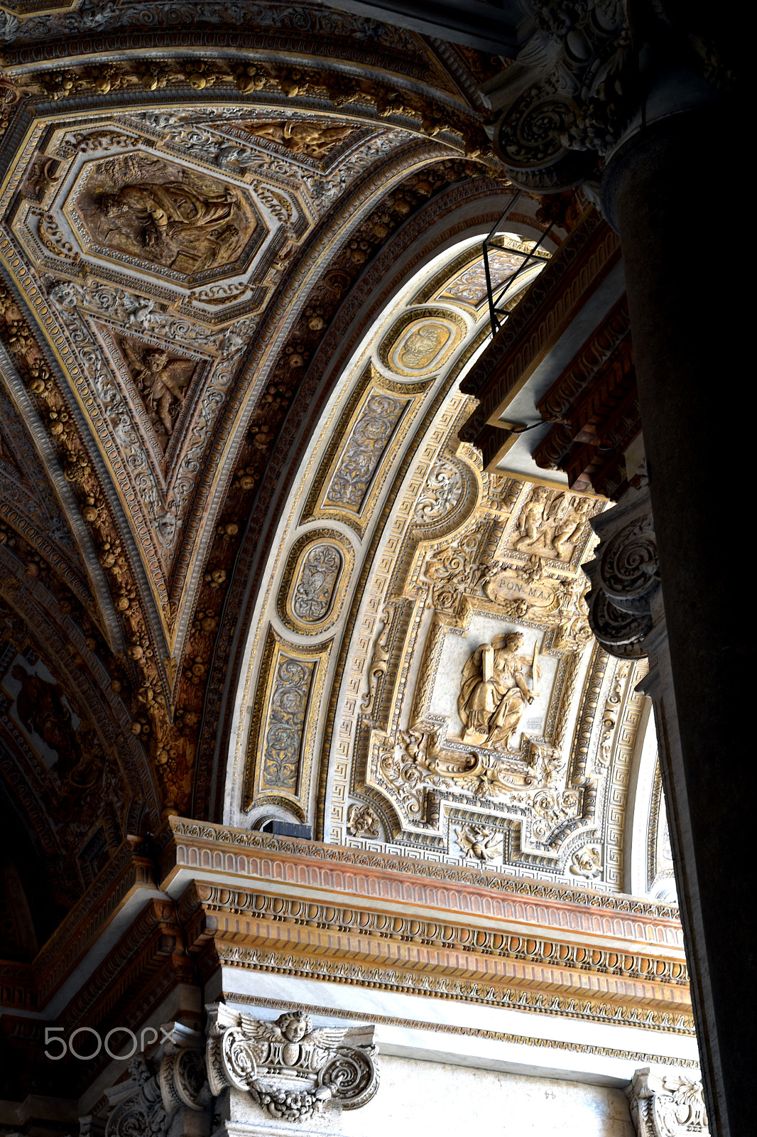 Nikon D5500 + Nikon AF-S Nikkor 50mm F1.8G sample photo. Ornate arch photography