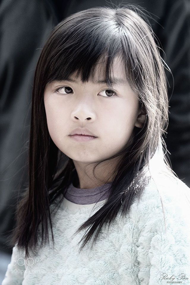 Olympus OM-D E-M1 Mark II sample photo. Young lady photography