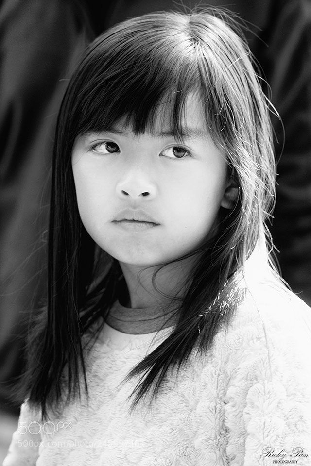 Olympus OM-D E-M1 Mark II sample photo. Young lady photography