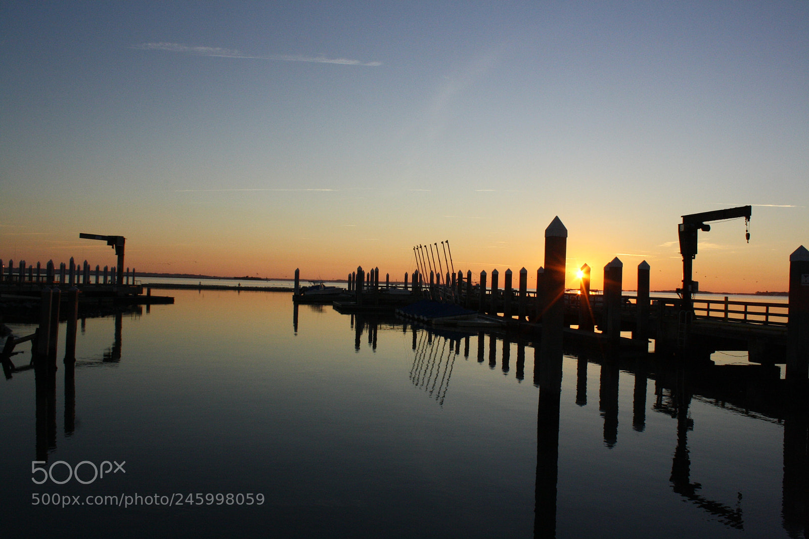Canon EOS 1000D (EOS Digital Rebel XS / EOS Kiss F) sample photo. New year sunrise photography