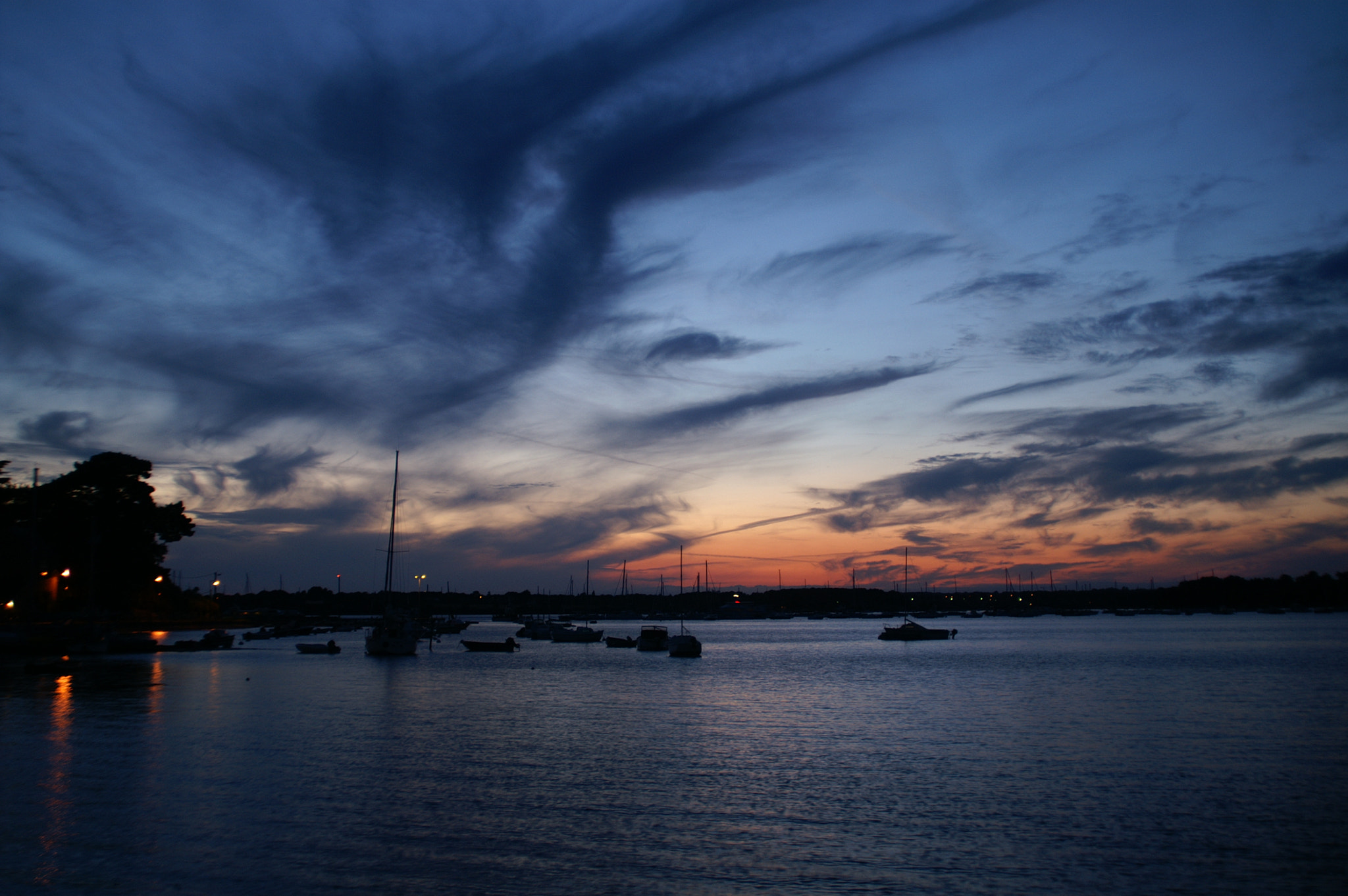 KONICA MINOLTA DYNAX 7D sample photo. Blue hours in ile aux moines - brittany photography