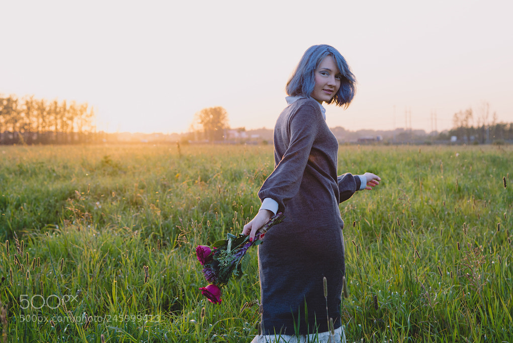 Nikon D800 sample photo. Girl with the glue photography