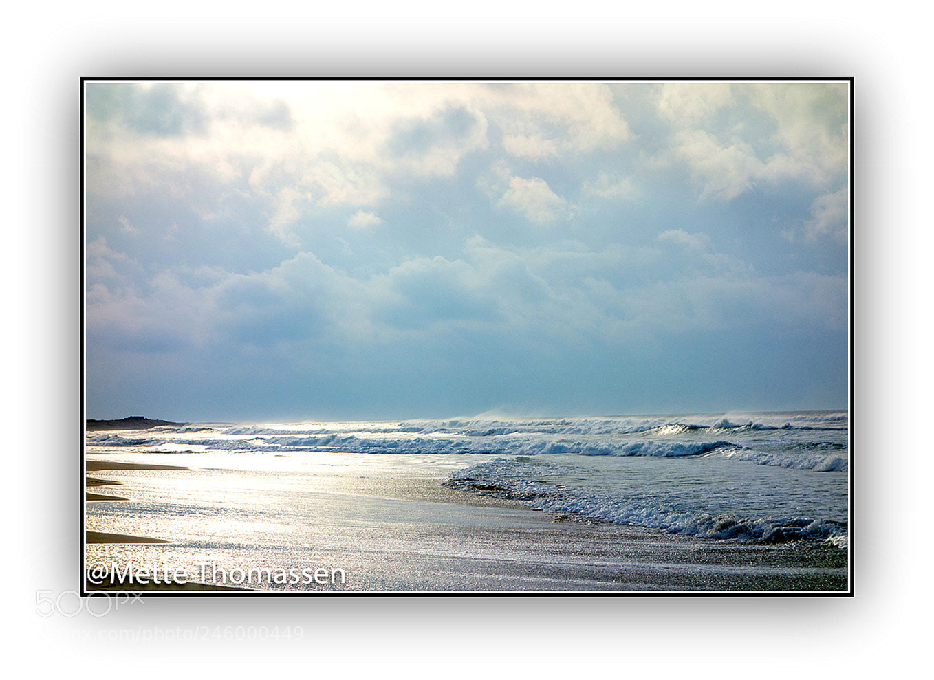 Sony Cyber-shot DSC-RX100 sample photo. On the beach with photography
