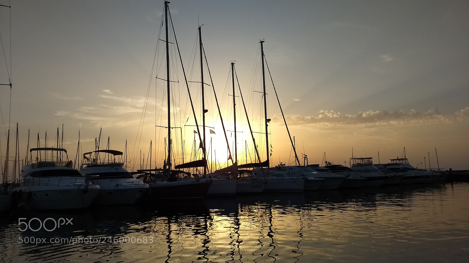 Motorola Moto G (5) Plus sample photo. Viareggio photography