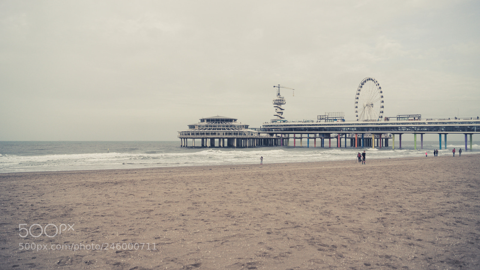 Sony SLT-A77 sample photo. Scheveningen photography