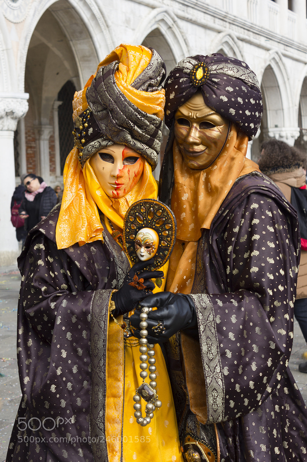 Canon EOS 550D (EOS Rebel T2i / EOS Kiss X4) sample photo. Venice carnival - mardi photography