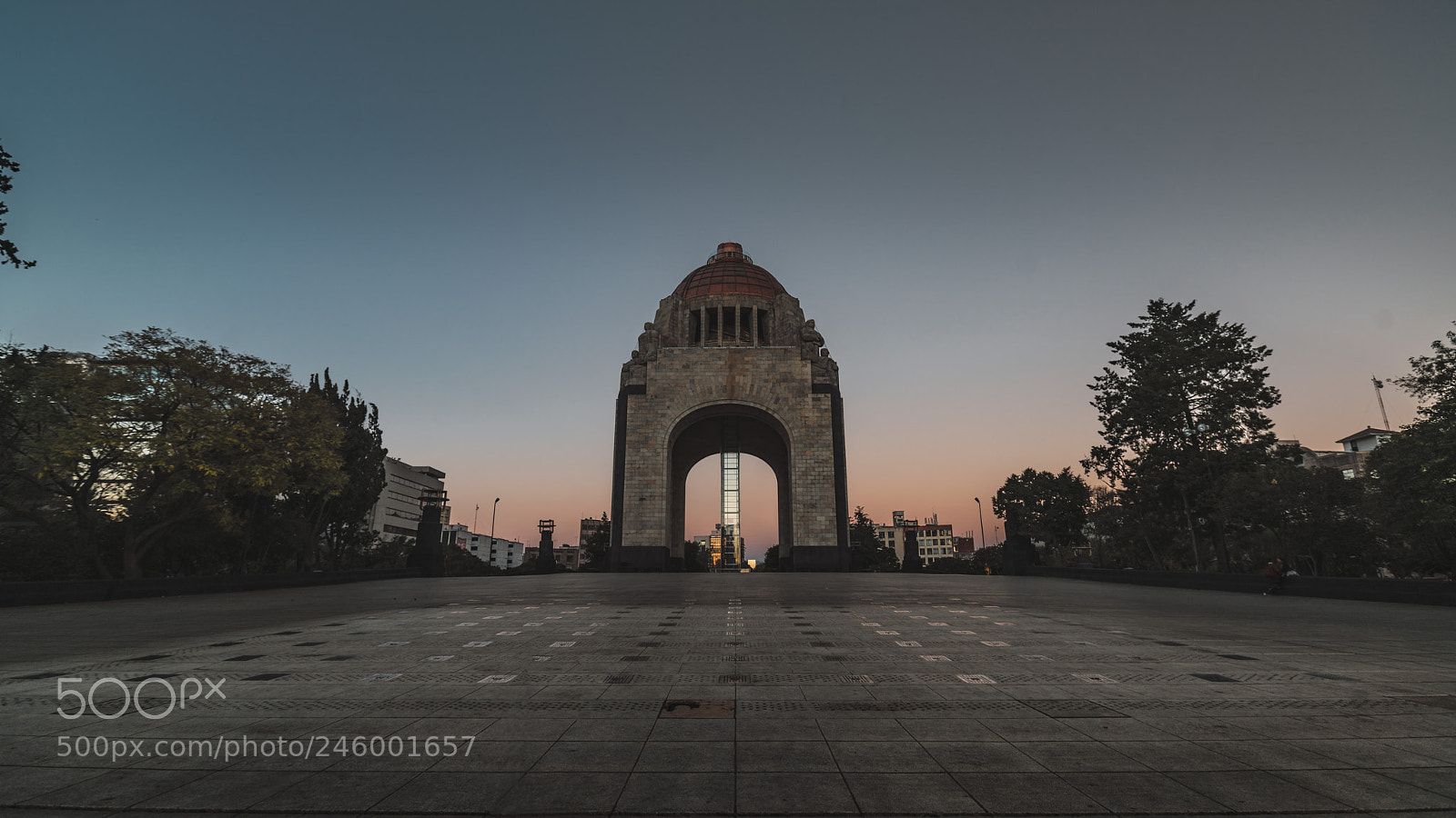 Sony a7R II sample photo. Monumento a la revolucio photography