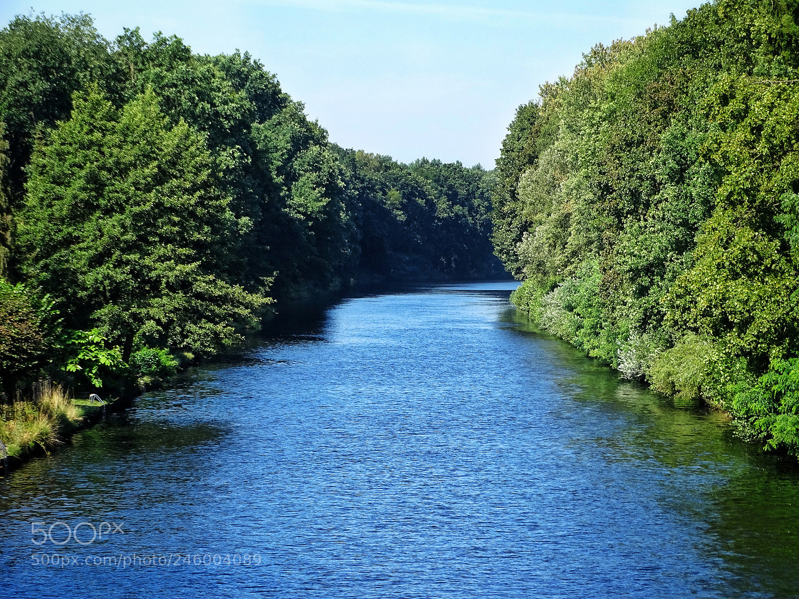 Sony Cyber-shot DSC-HX400V sample photo. River photography