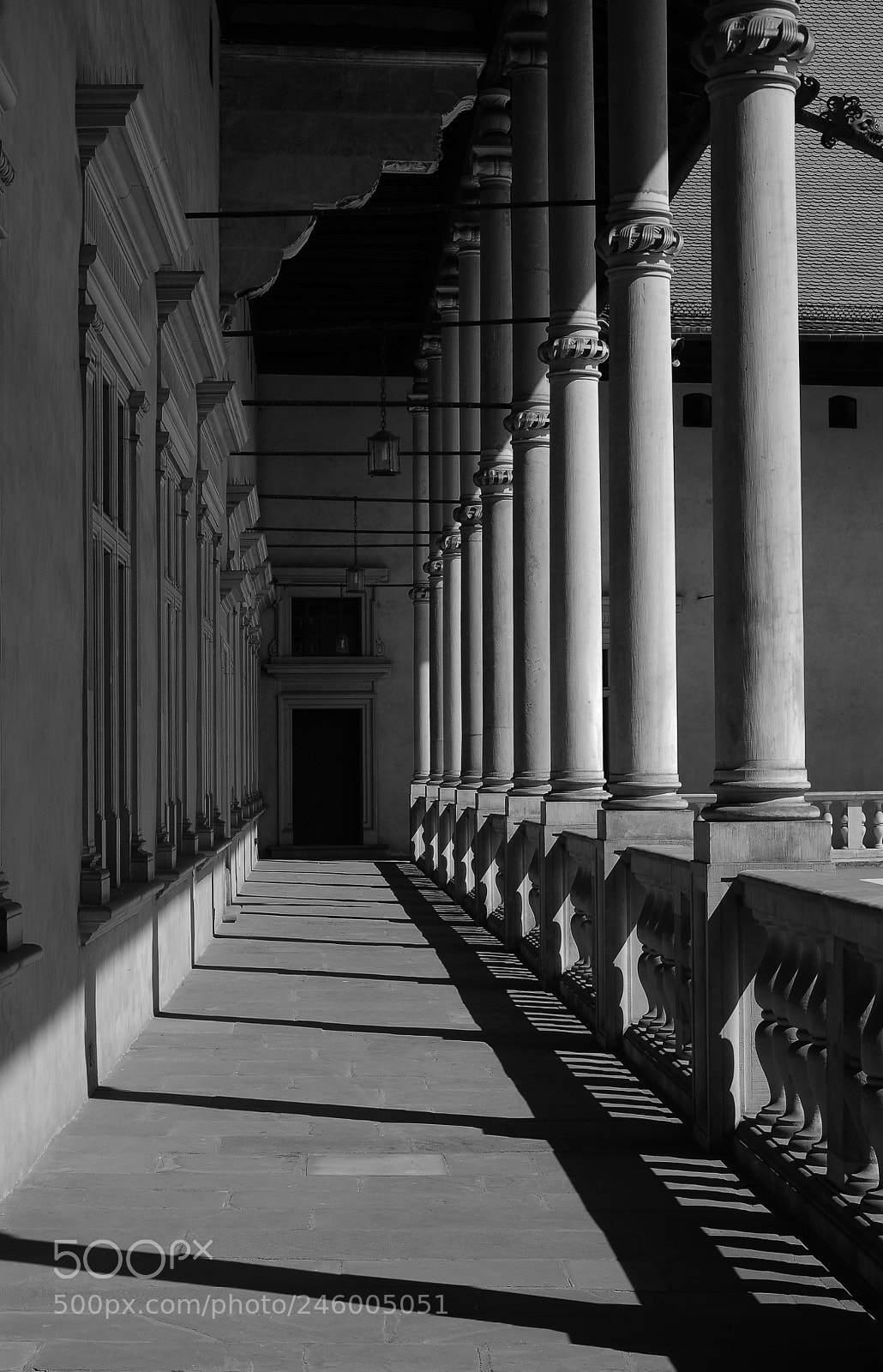 Nikon D5000 sample photo. Geometry of vavel photography