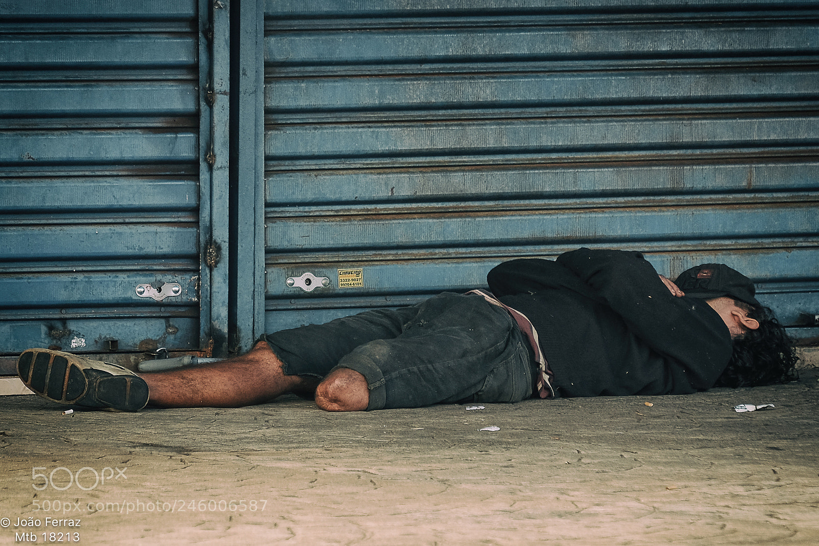 Fujifilm X-T10 sample photo. Life...heavy life!venezuelano... photography