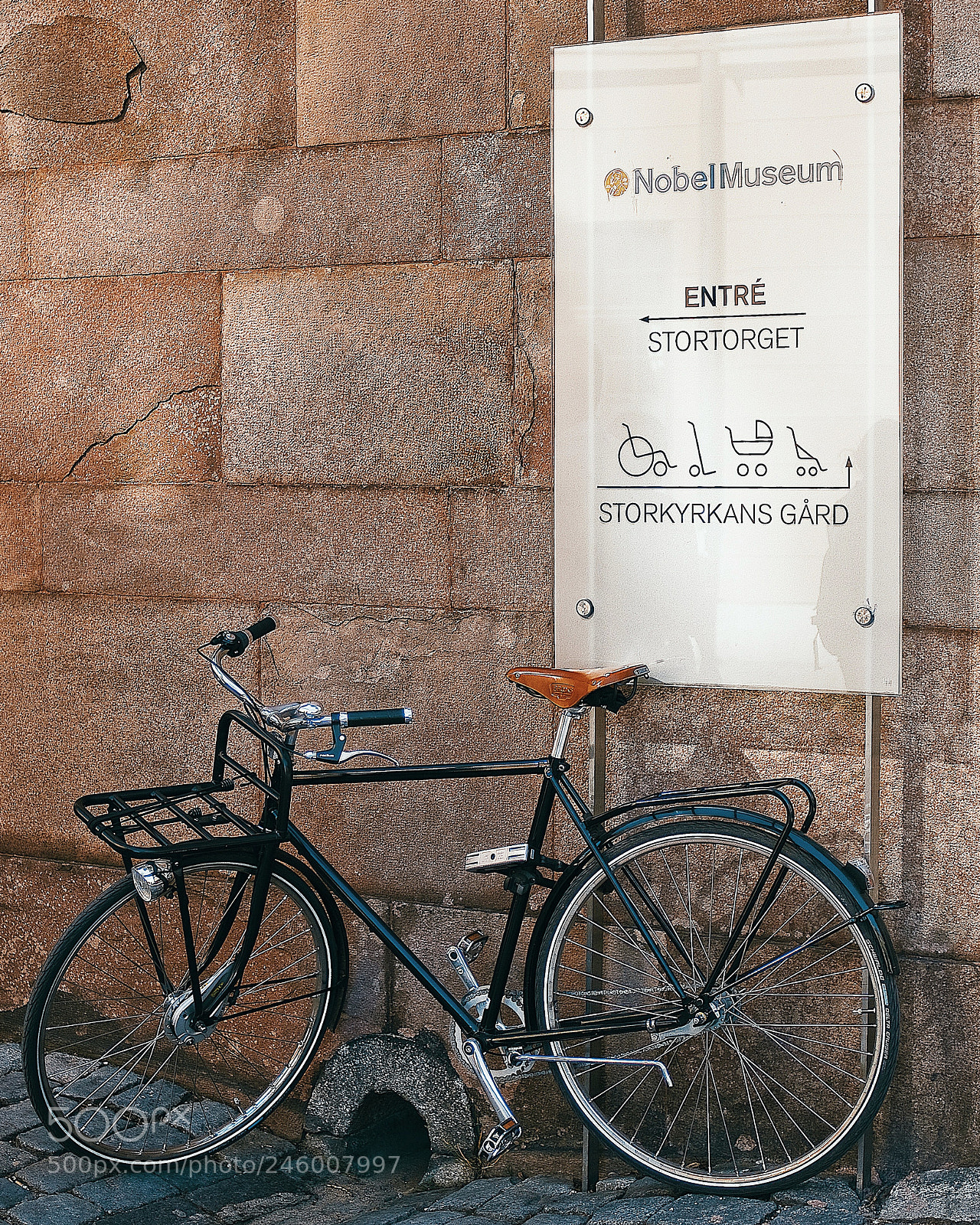 Canon EOS 500D (EOS Rebel T1i / EOS Kiss X3) sample photo. Stockholm, nobelmuseum, june 2014 photography