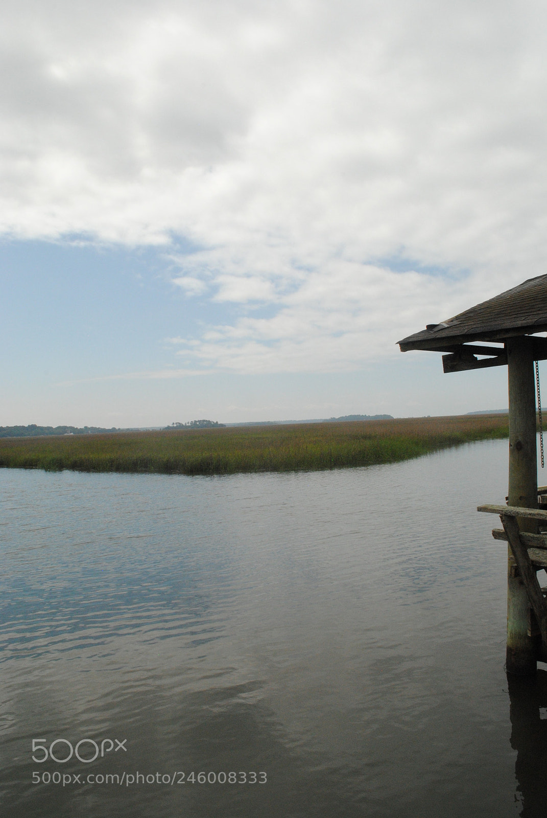 Nikon D3000 sample photo. Dock photography