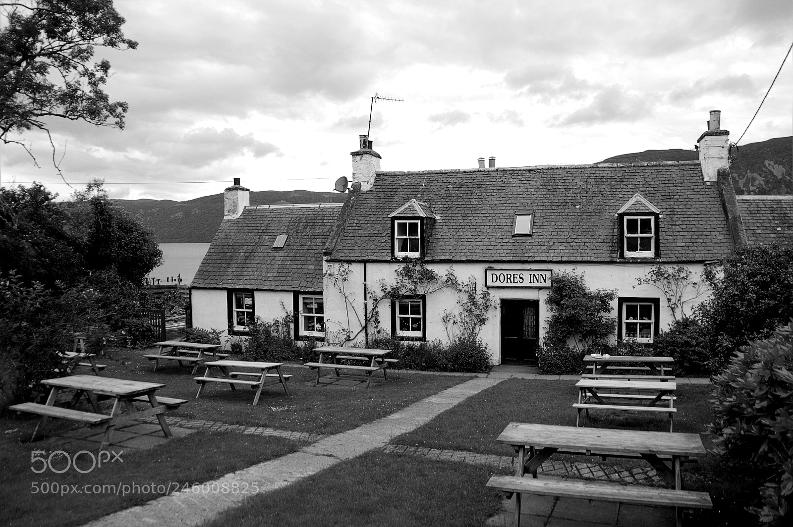 Nikon D5000 sample photo. Dores inn photography