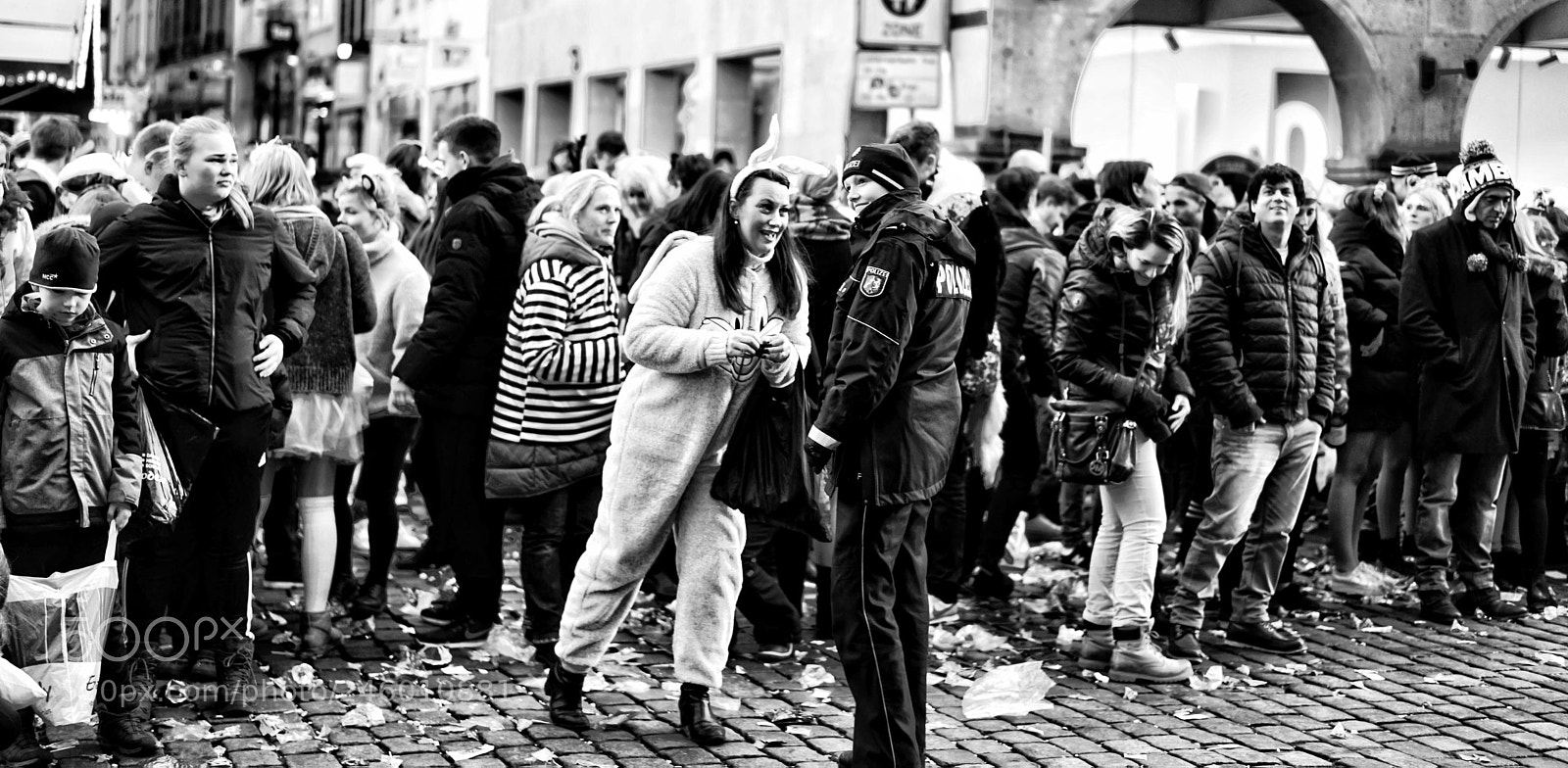 Sony a7 sample photo. Karneval/street photography