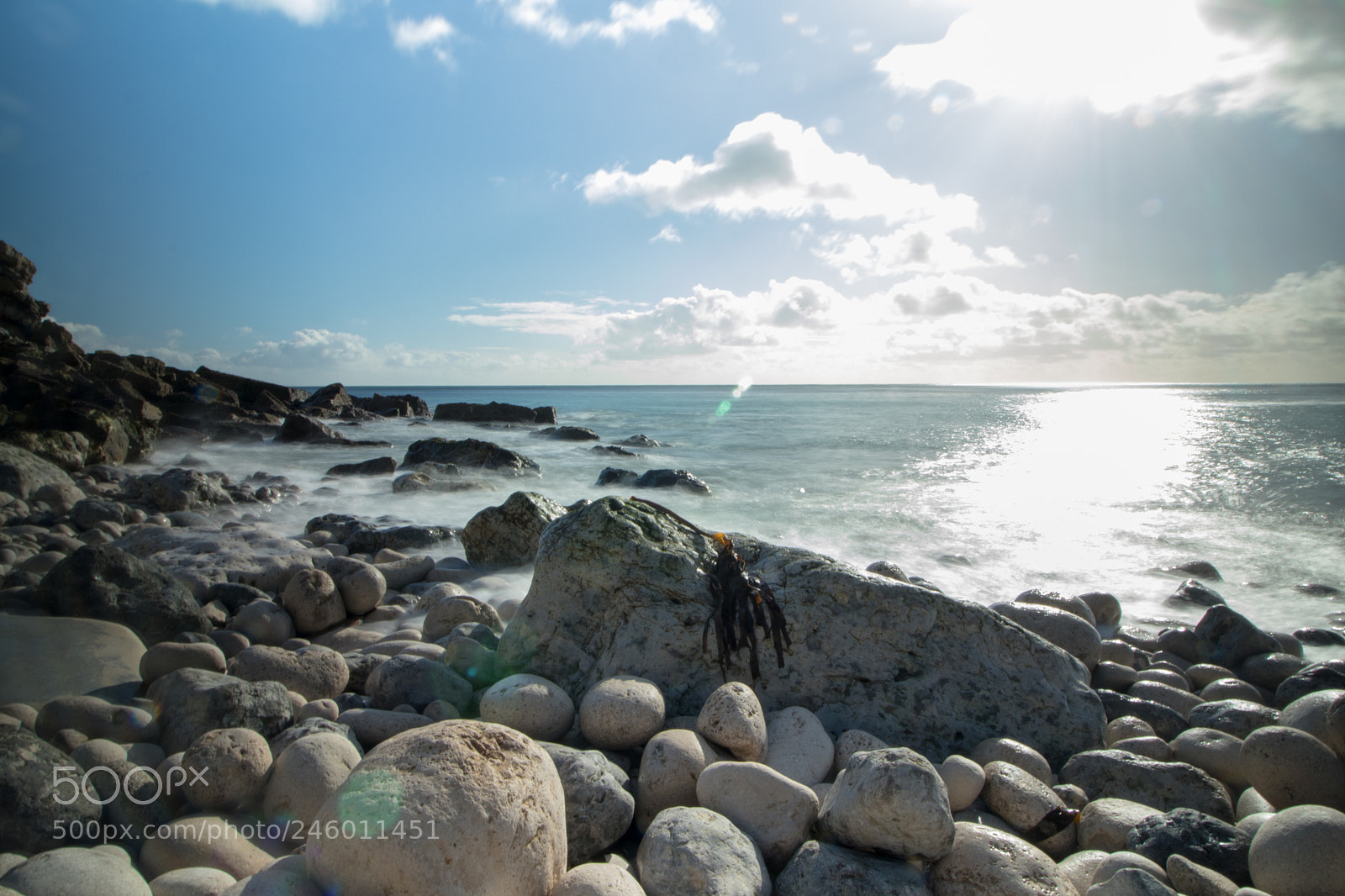 Canon EOS 77D (EOS 9000D / EOS 770D) sample photo. Rocks by the shore photography