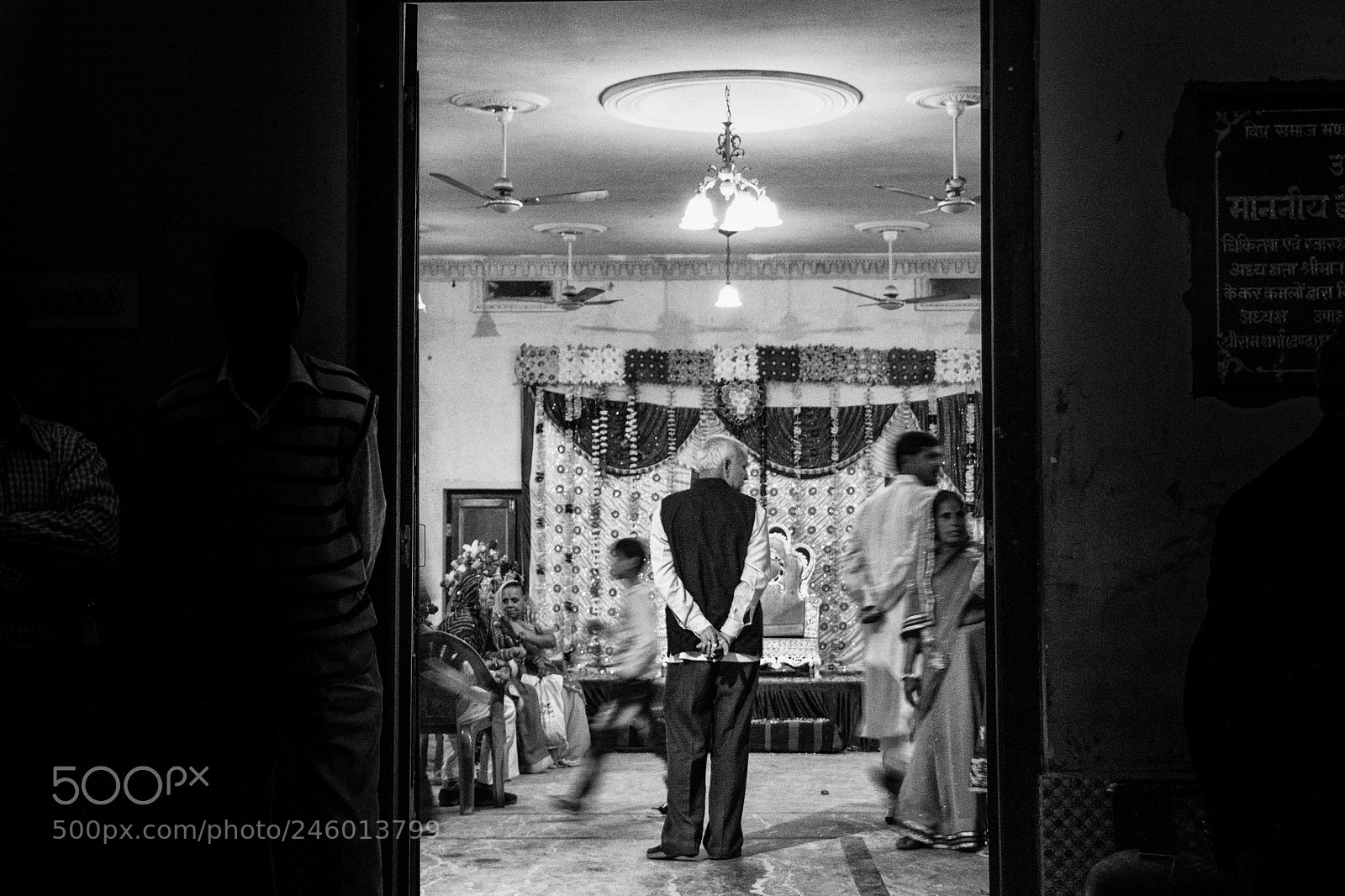 Canon EOS 760D (EOS Rebel T6s / EOS 8000D) sample photo. Lonely wedding photography