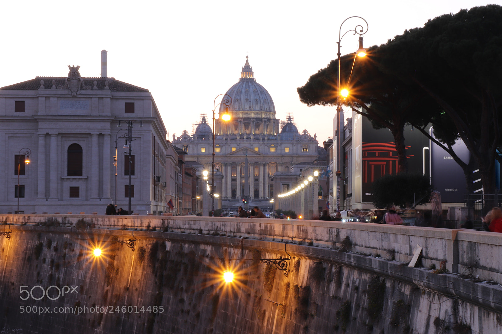 Canon EOS 200D (EOS Rebel SL2 / EOS Kiss X9) sample photo. Roma 2018 #vatican photography