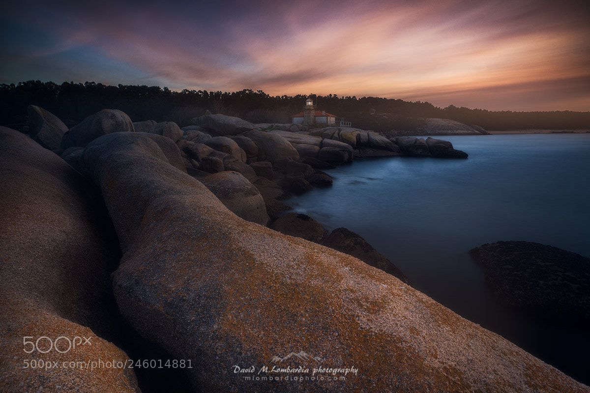 Sony a7R II sample photo. Lighthouse rocks photography