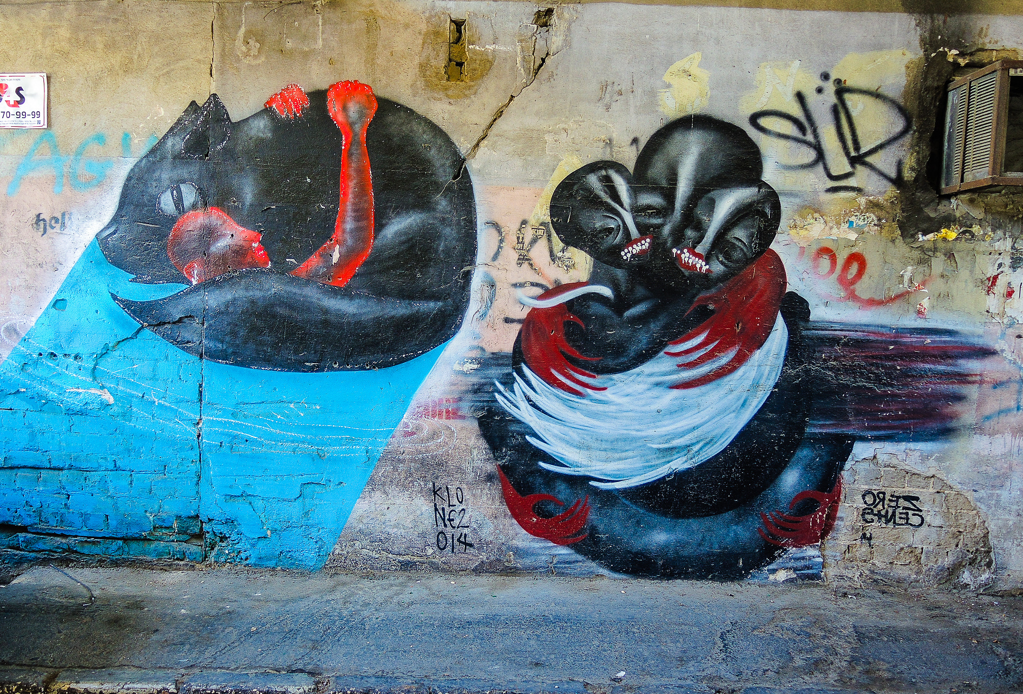 Nikon Coolpix P7800 sample photo. Tel aviv street art photography