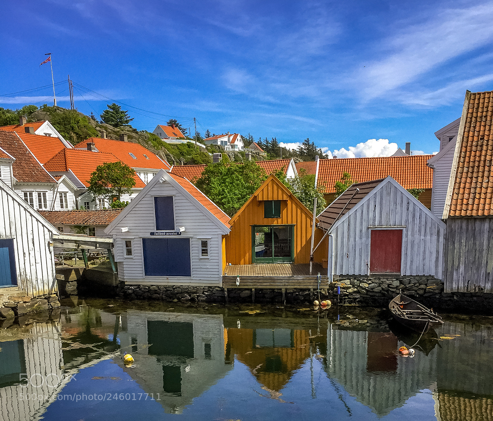 Apple iPhone 6 sample photo. Old fishing house photography