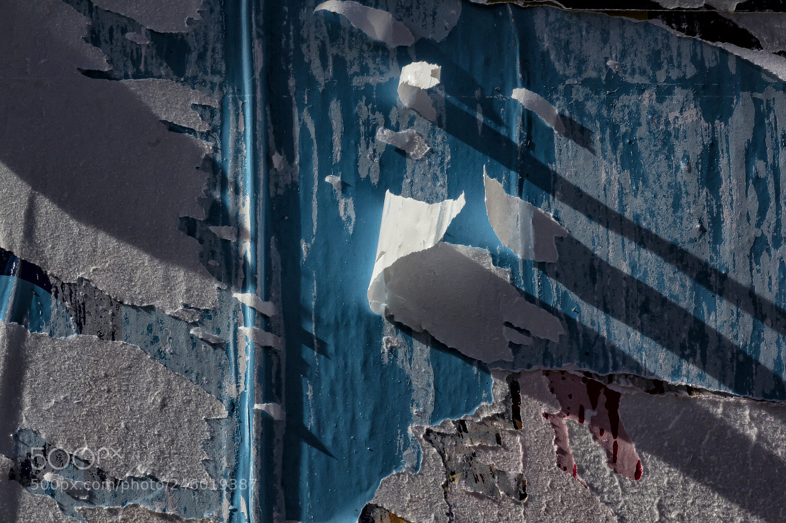 Canon EOS 60D sample photo. Torn and peeling posters photography