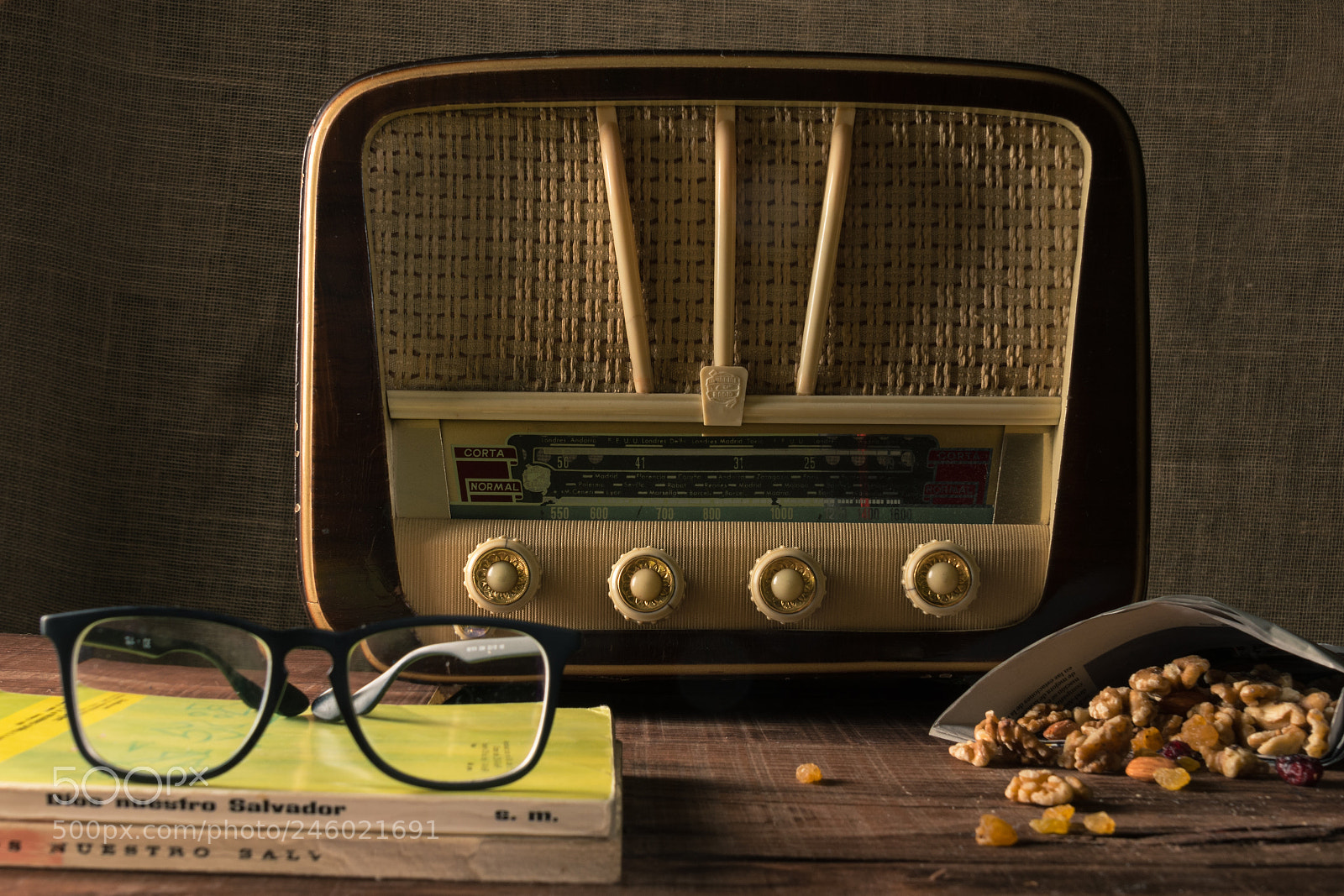 Nikon D800 sample photo. Radio photography