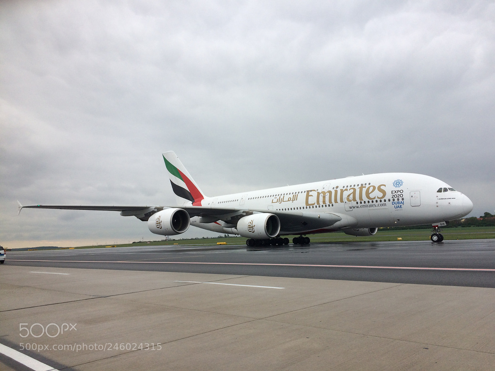Apple iPhone 5s sample photo. Airbus 380 in vienna photography