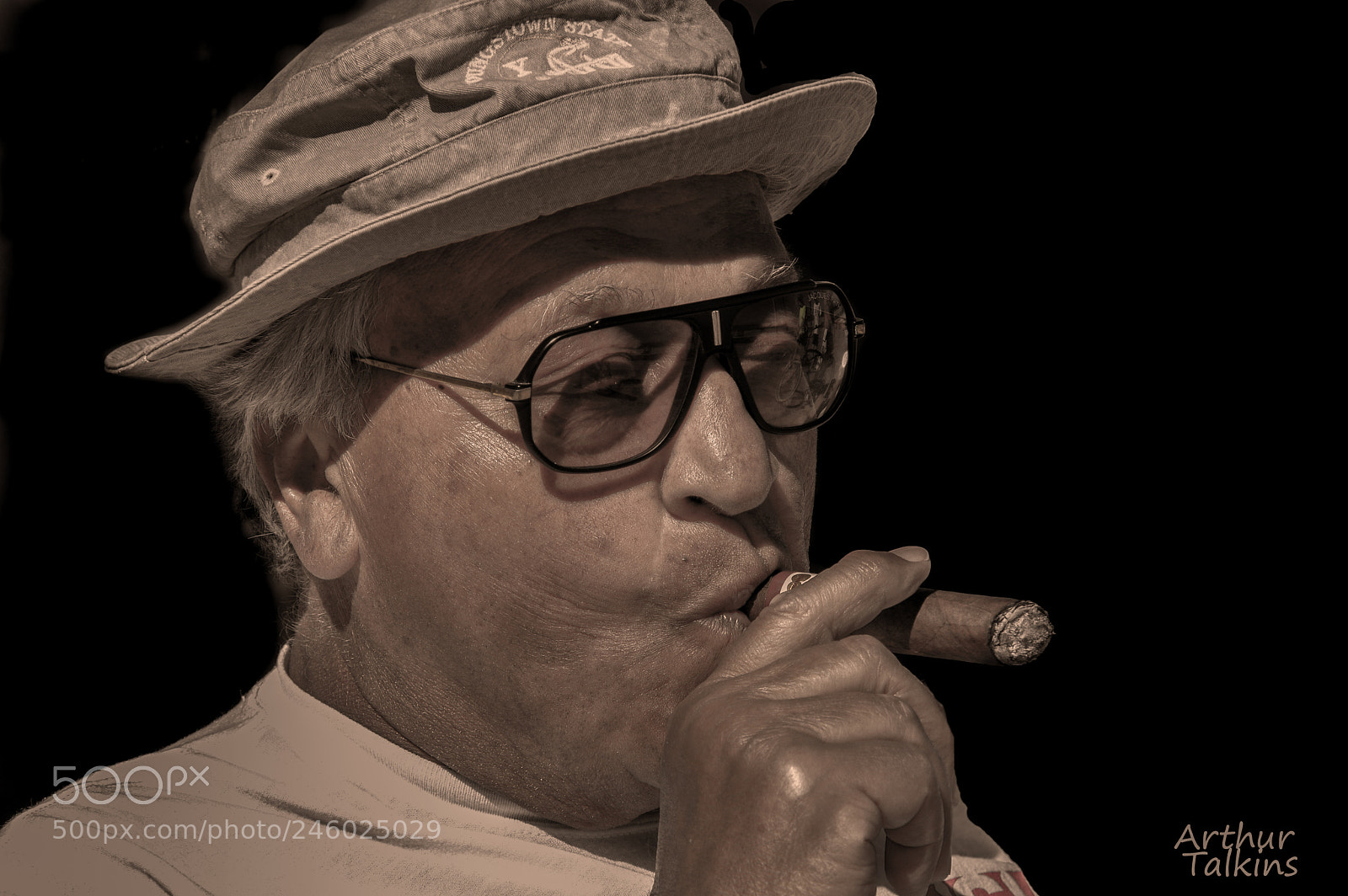 Pentax K-3 sample photo. The cigar chomper ... photography
