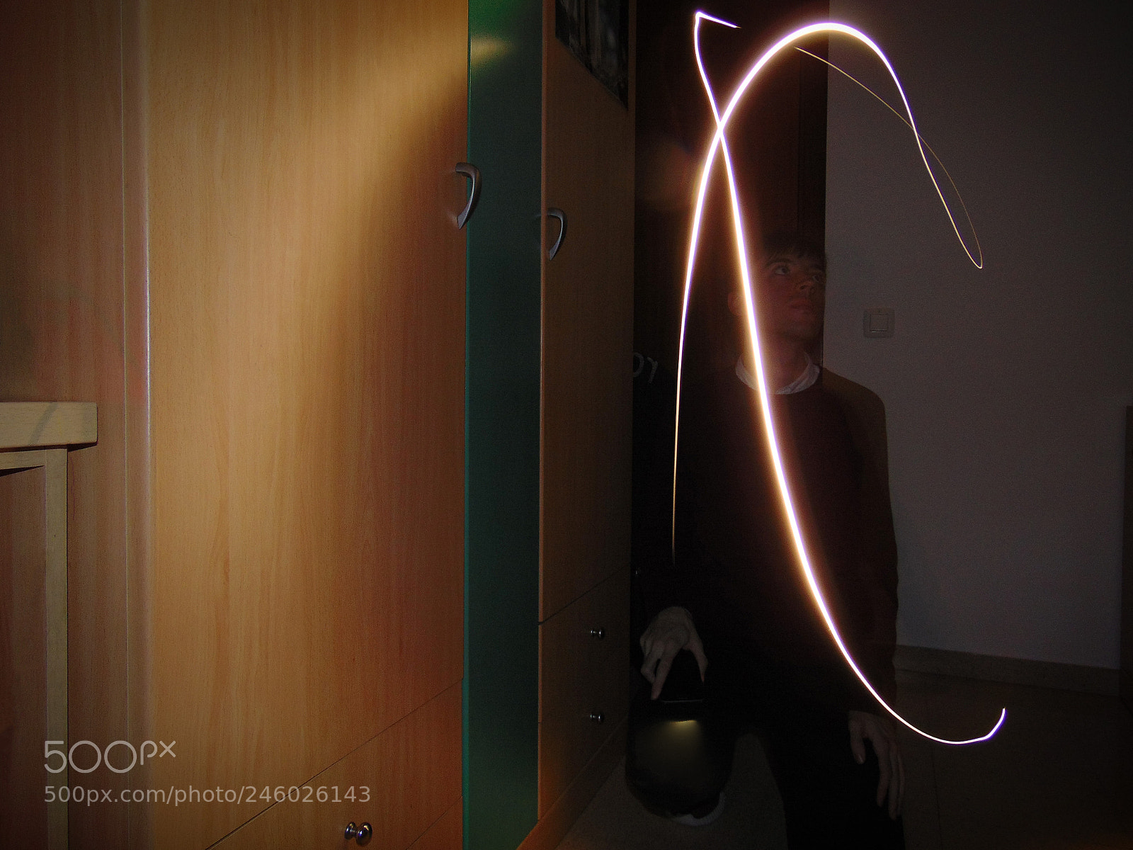 Sony Cyber-shot DSC-H300 sample photo. Follow the light photography
