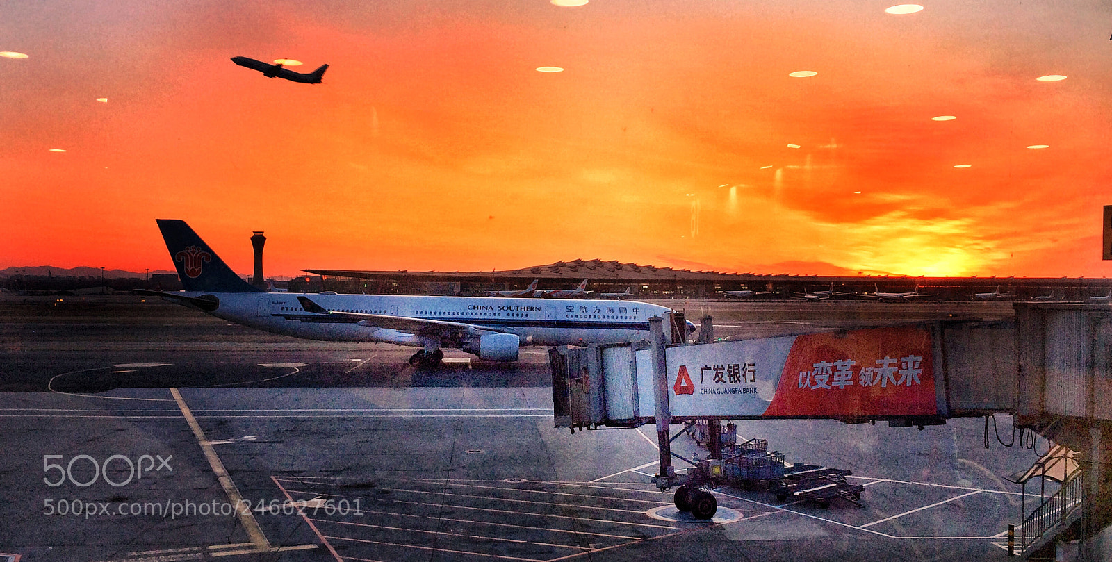Apple iPhone 5s sample photo. Beijing airport t2 photography