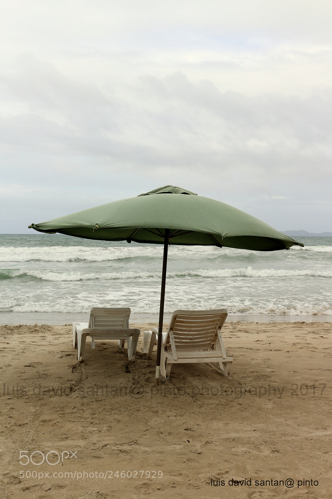 Canon EOS 700D (EOS Rebel T5i / EOS Kiss X7i) sample photo. Waiting for you photography
