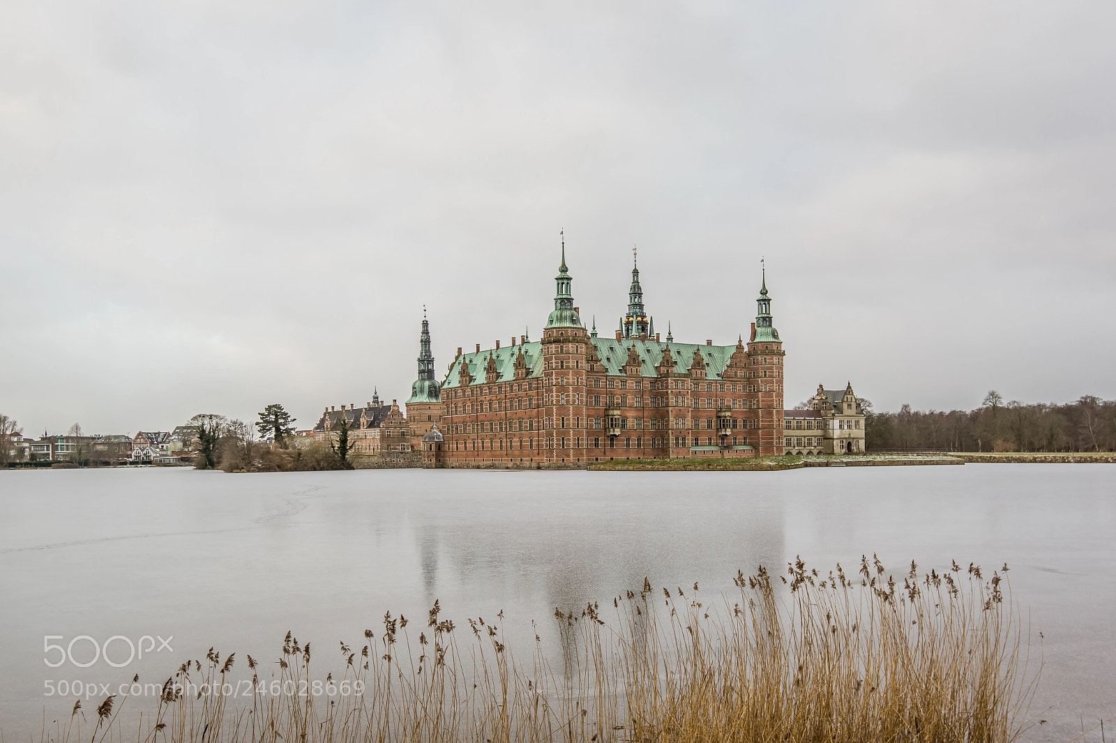Sony Alpha NEX-7 sample photo. Ice on the lake photography