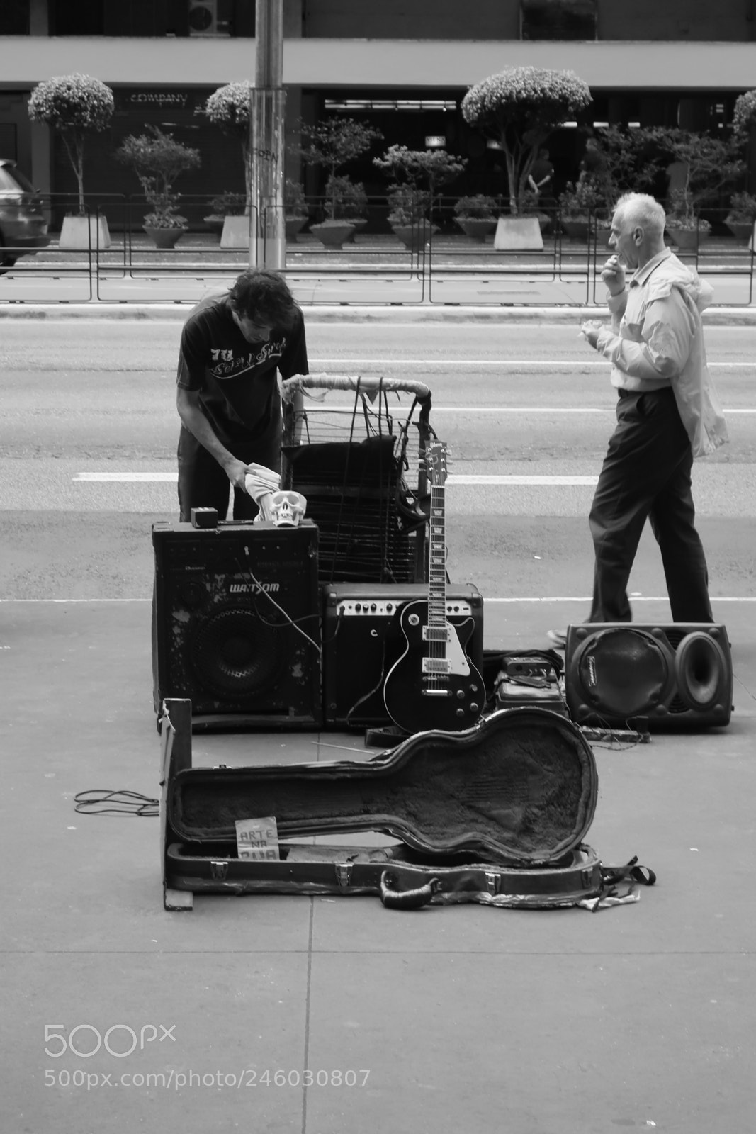 Canon PowerShot G9 X Mark II sample photo. Guitarrista na paulista photography