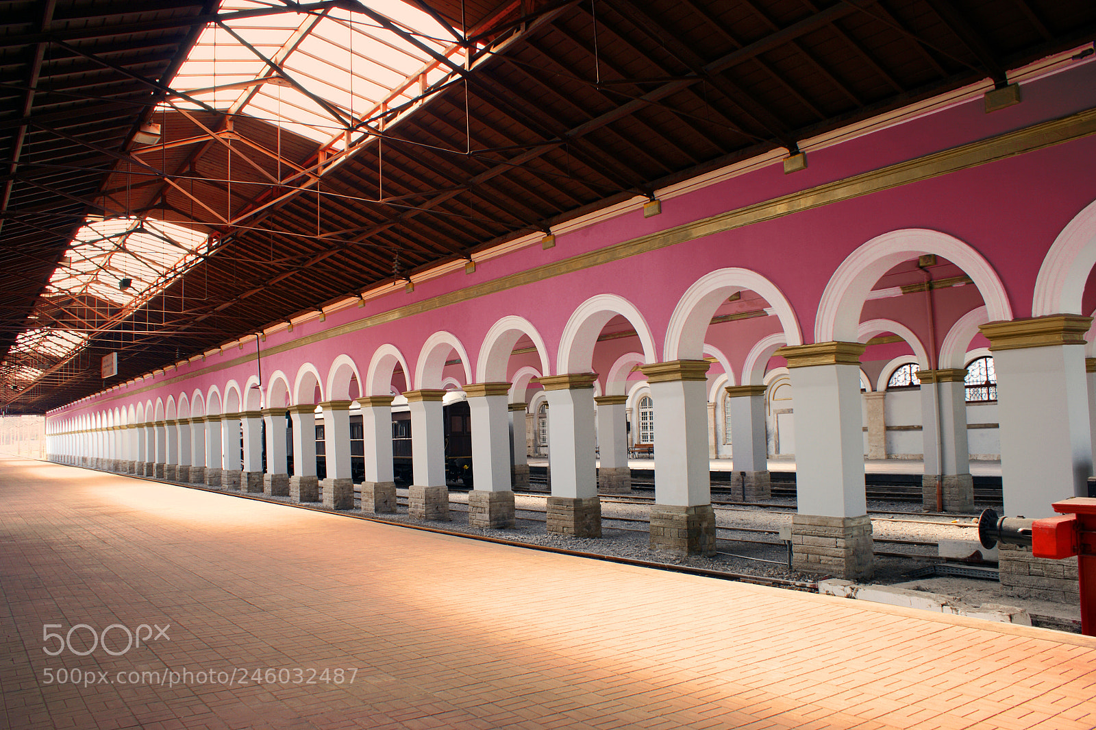 Sony Alpha DSLR-A350 sample photo. Alsancak station photography