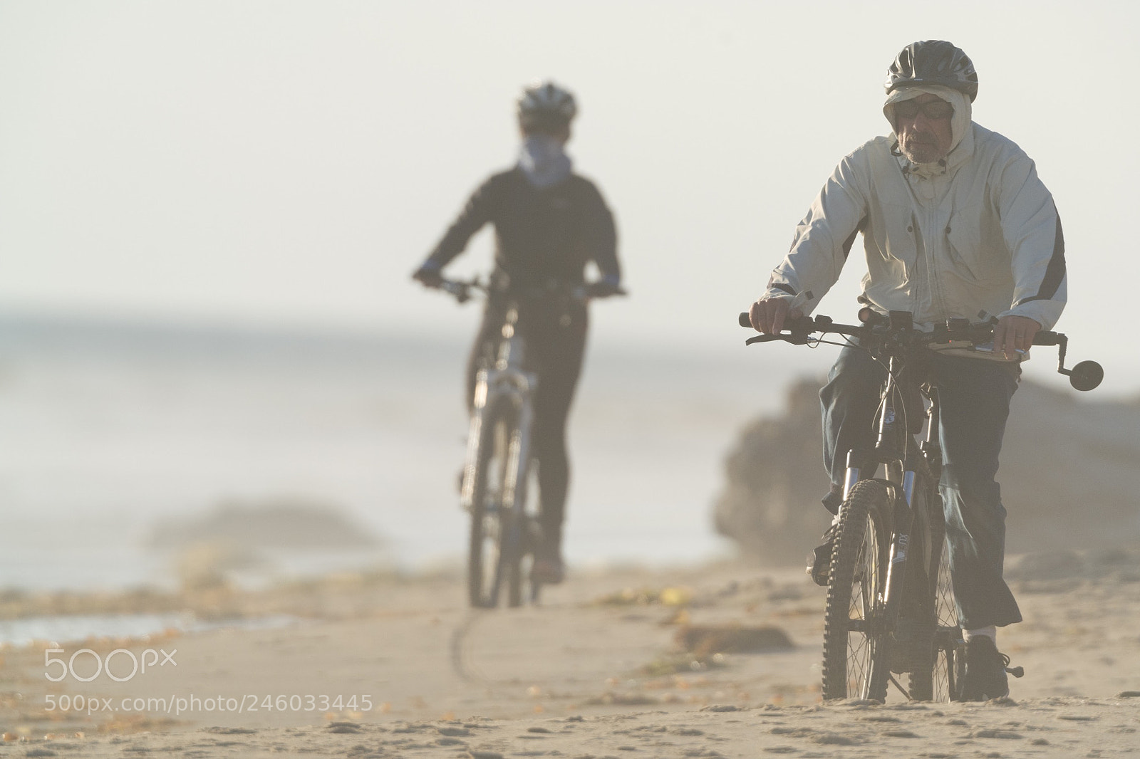 Leica SL (Typ 601) sample photo. Bike rider on beach photography
