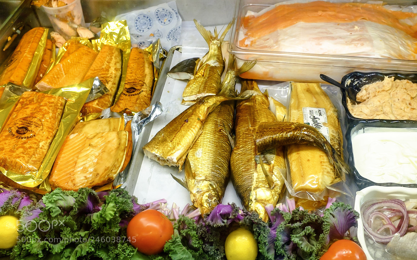 Fujifilm X100S sample photo. Smoked fish, hymies deli photography