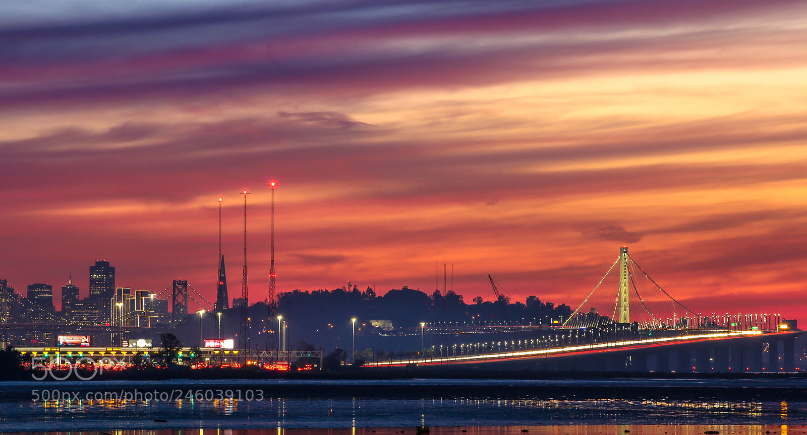 Canon EOS 1200D (EOS Rebel T5 / EOS Kiss X70 / EOS Hi) sample photo. Sunset skyline photography
