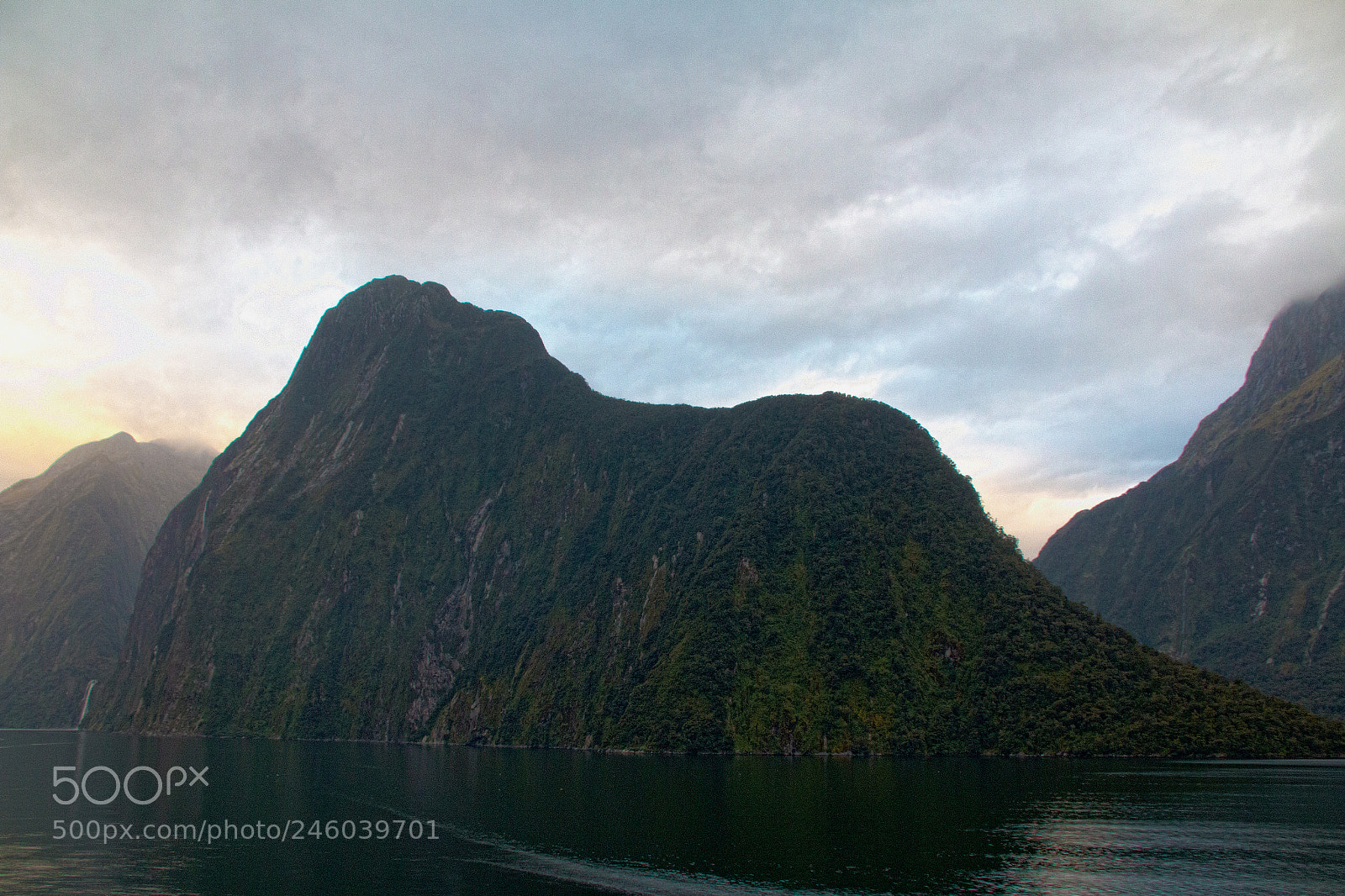 Canon EOS 70D sample photo. Milford sound at sunrise photography