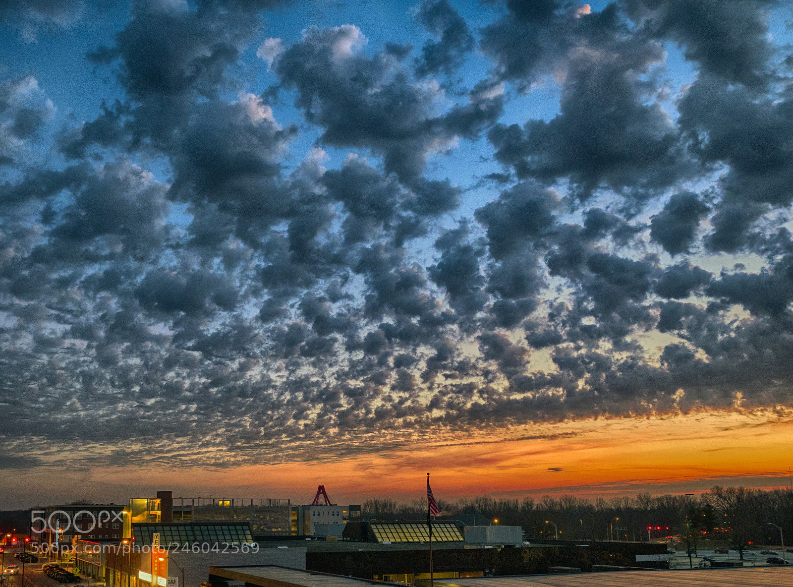 Olympus OM-D E-M5 II sample photo. Sunset over the city photography